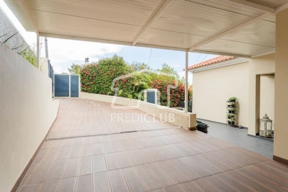 Moradia T3 para Venda em Funchal (Santa Maria Maior)
