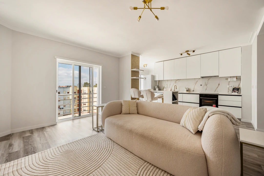 Apartamento T4 para Venda em Alcochete Foto 6