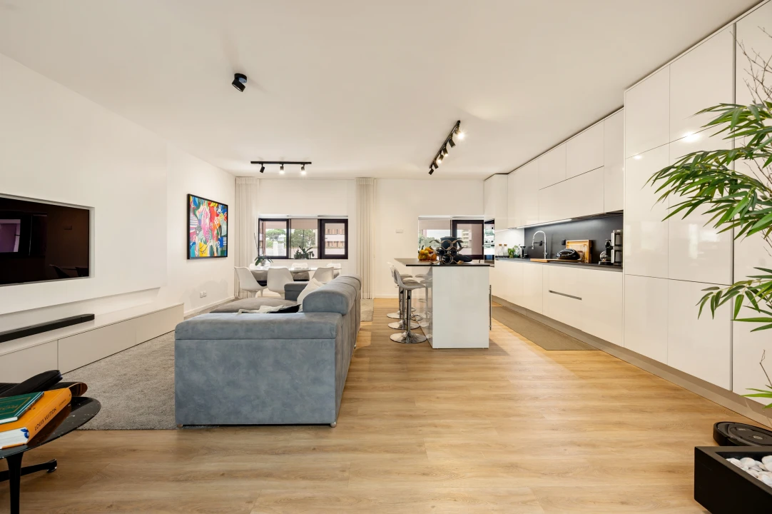 Apartamento T2 para Venda em São Domingos de Benfica Foto 7