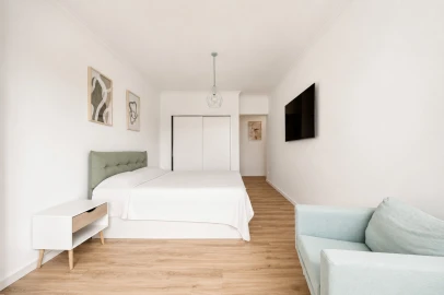 Apartamento T4 para Venda em Carnaxide e Queijas