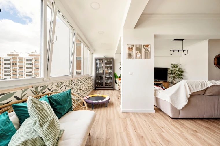 Apartamento T4 para Venda em Carnaxide e Queijas Foto 8