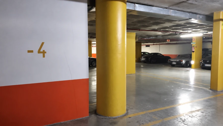 Negócio para Venda em São Domingos de Benfica Foto 5