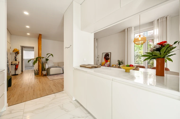 Apartamento T2 para Venda em Campolide Foto 14