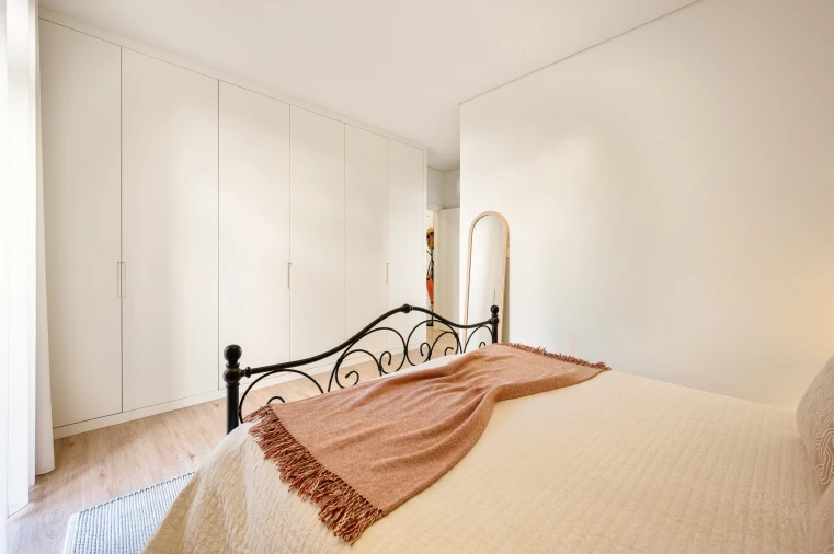 Apartamento T2 para Venda em Campolide Foto 27