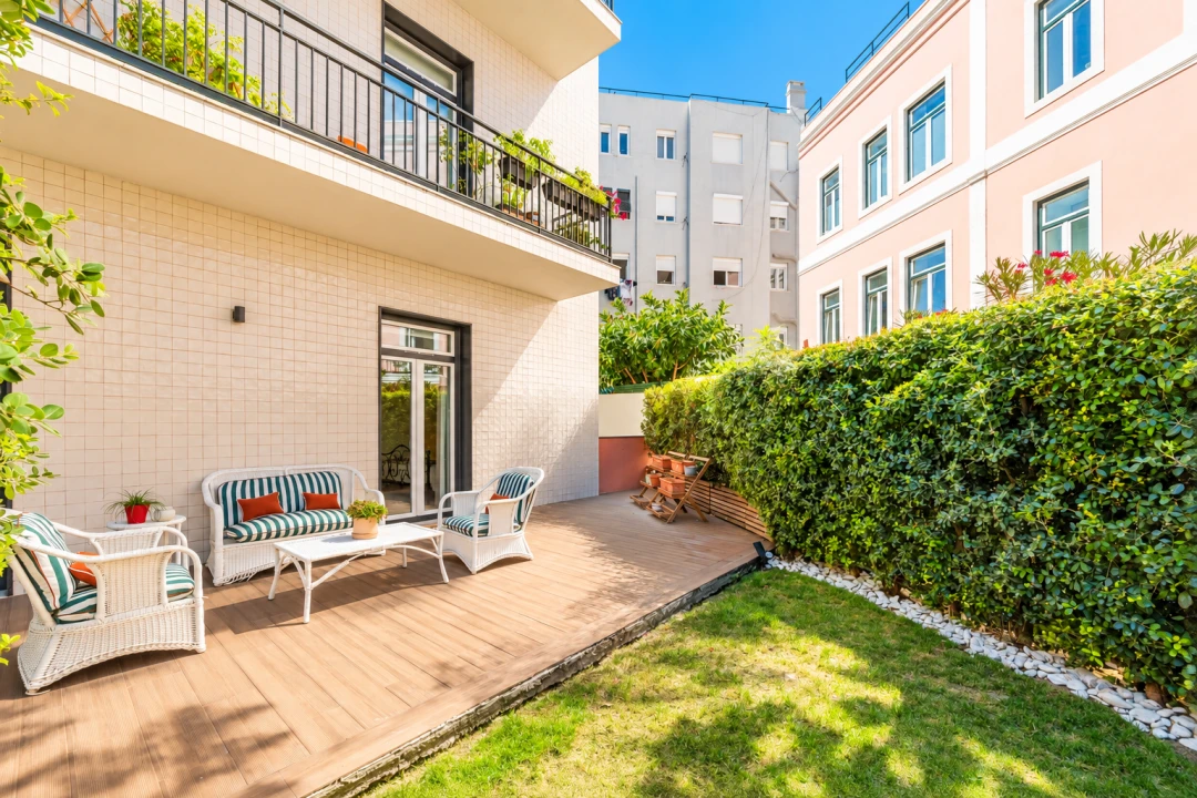 Apartamento T2 para Venda em Campolide Foto 29