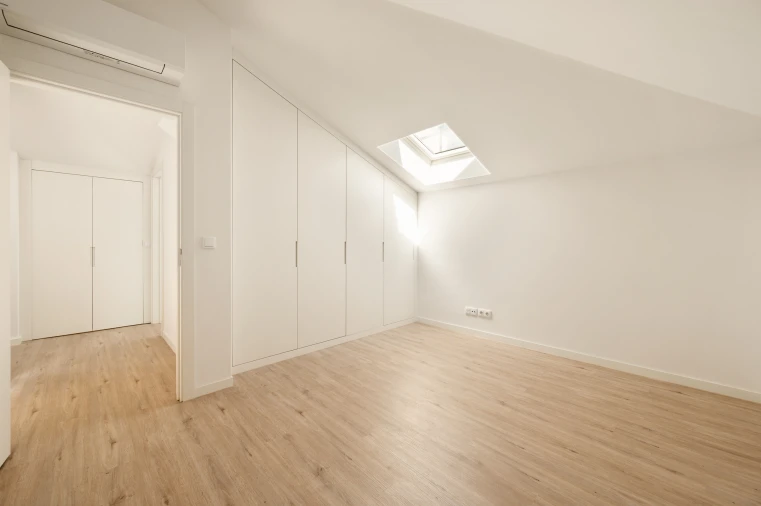 Apartamento T2 para Venda em Campolide Foto 22