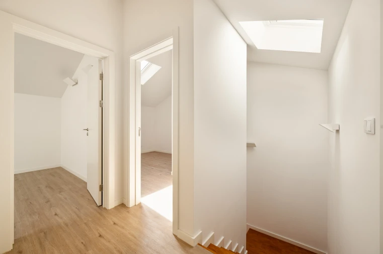 Apartamento T2 para Venda em Campolide Foto 19