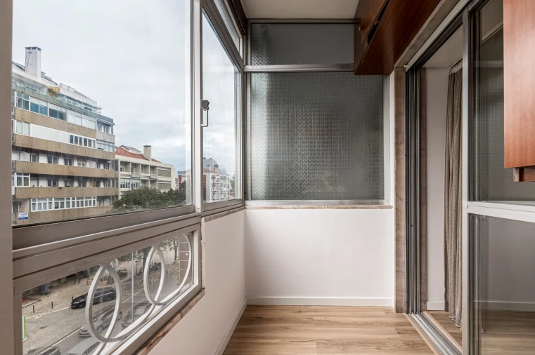 Apartamento T1 para Venda em Campolide Foto 11