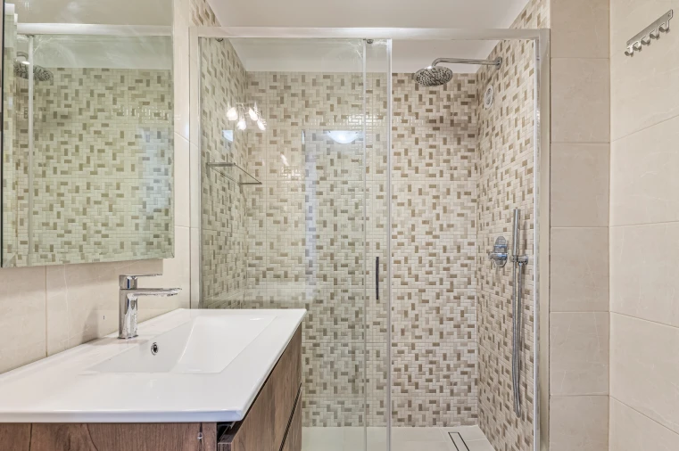 Apartamento T1 para Venda em Campolide Foto 16