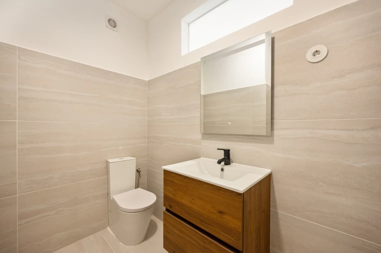 Apartamento T1 para Venda em Beato Foto 12