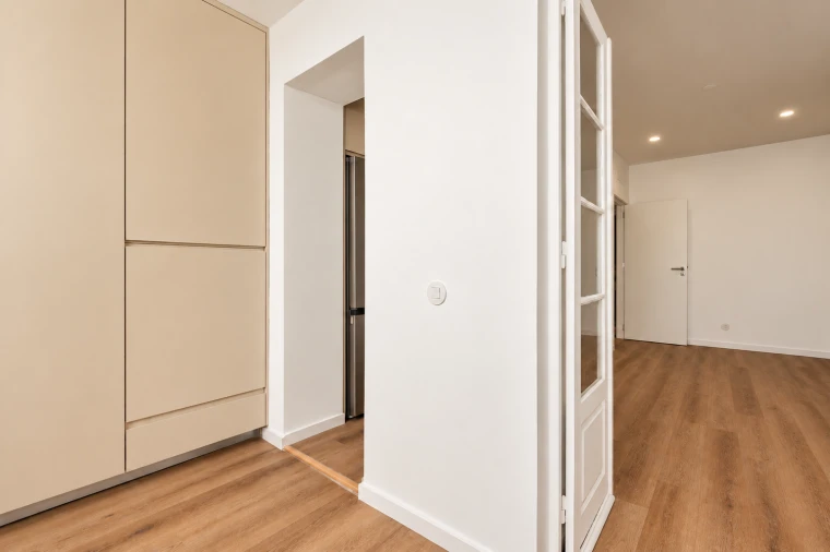 Apartamento T1 para Venda em Beato Foto 3