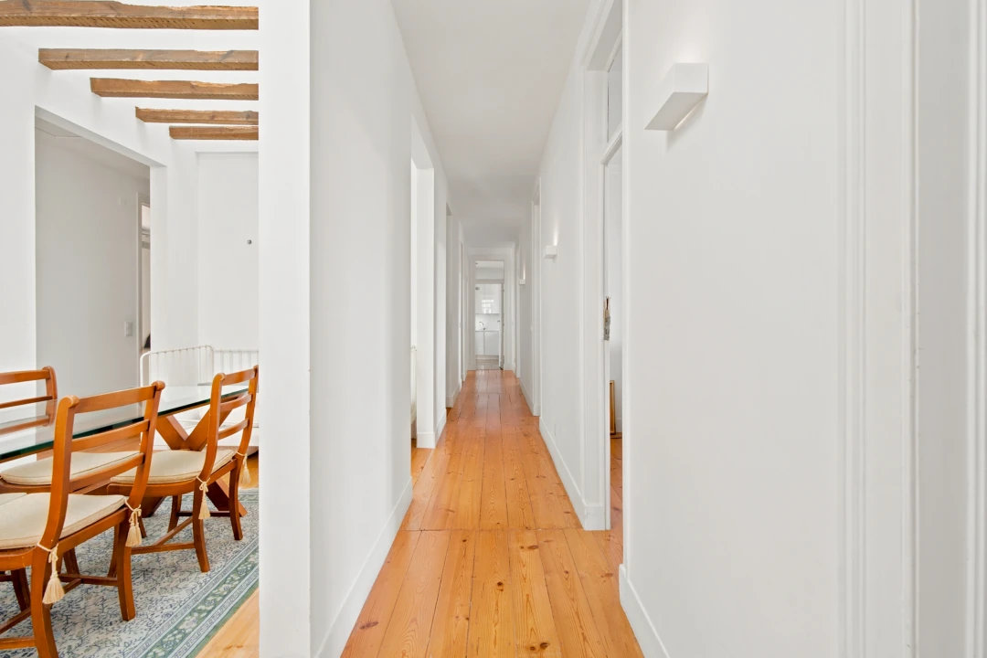 Apartamento T5 para Venda em Santo António Foto 10