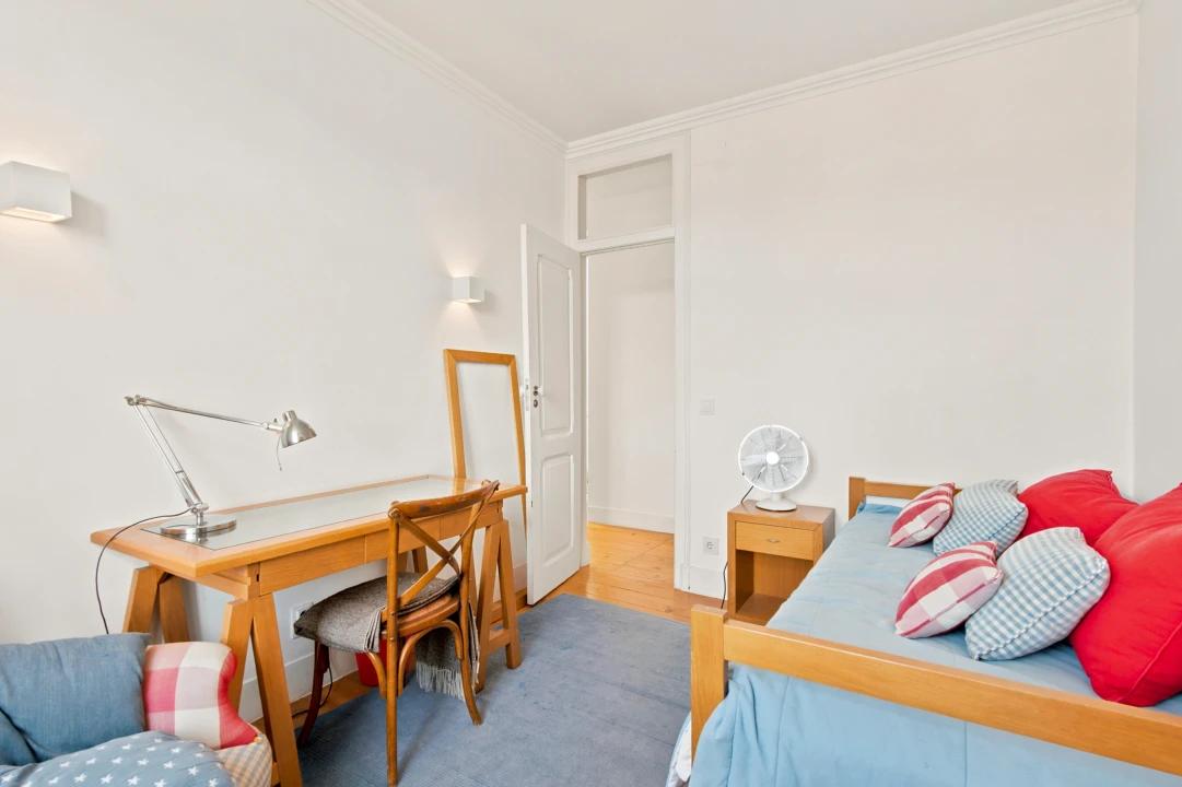 Apartamento T5 para Venda em Santo António Foto 28