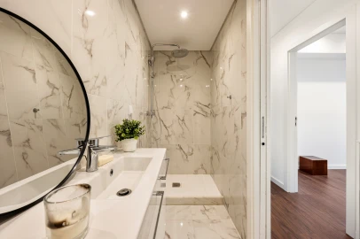 Apartamento T2 para Venda em Santa Clara-A-Nova e Gomes Aires
