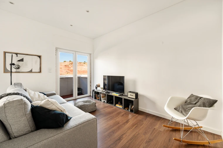 Apartamento T2 para Venda em Santa Clara-A-Nova e Gomes Aires Foto 2