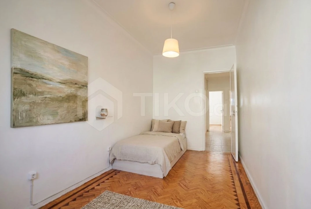 Apartamento T4 para Venda em Laranjeiro e Feijó Foto 25