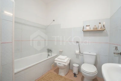 Apartamento T4 para Venda em Laranjeiro e Feijó