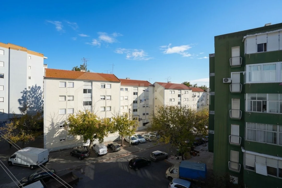 Apartamento T4 para Venda em Laranjeiro e Feijó Foto 29