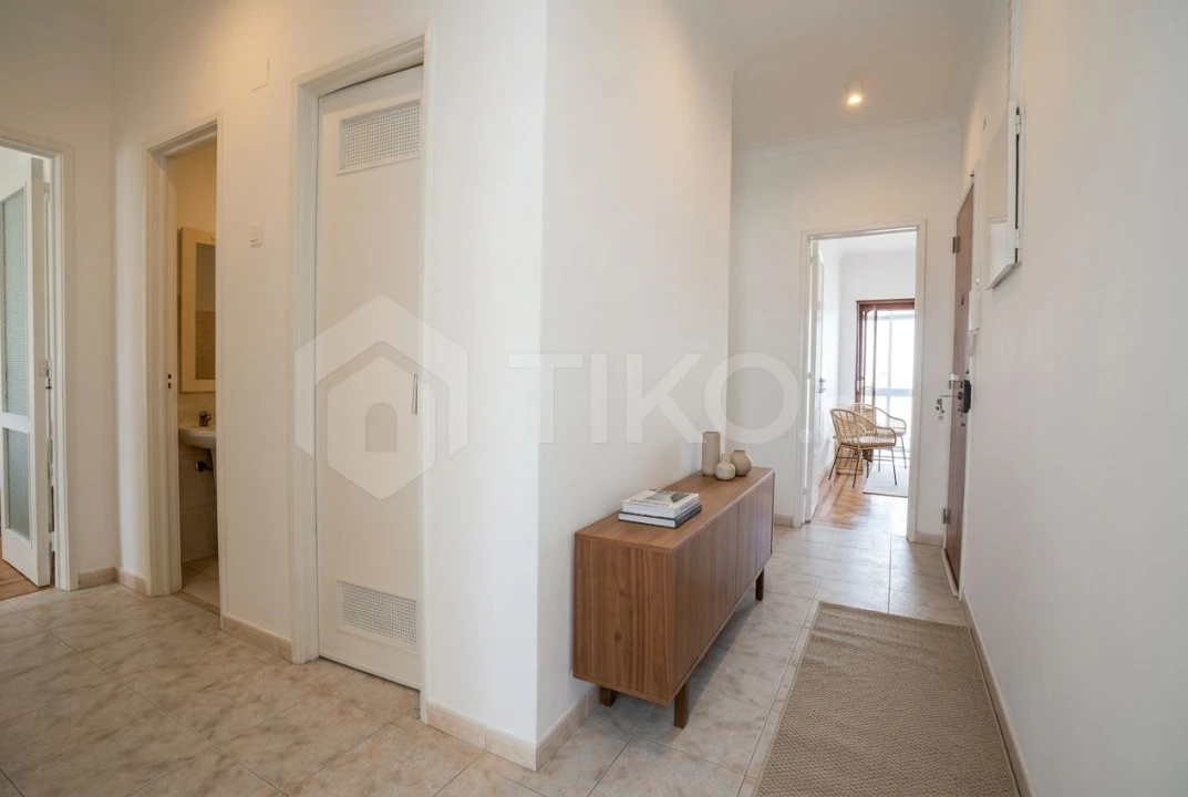 Apartamento T4 para Venda em Laranjeiro e Feijó Foto 5