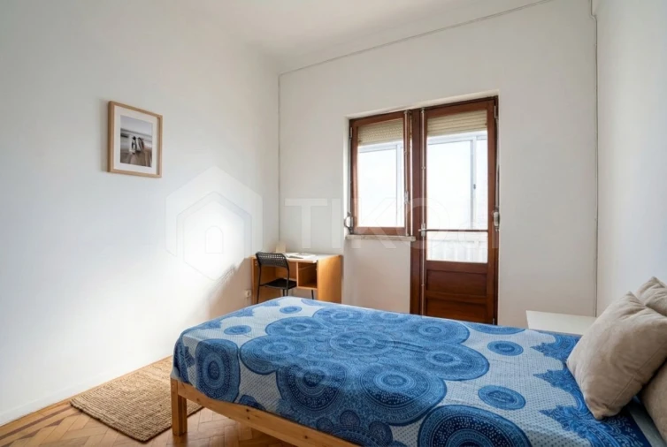 Apartamento T4 para Venda em Laranjeiro e Feijó Foto 27