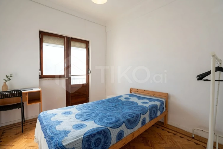 Apartamento T4 para Venda em Laranjeiro e Feijó Foto 26