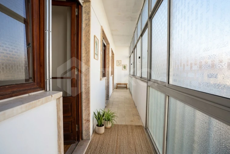 Apartamento T4 para Venda em Laranjeiro e Feijó Foto 14