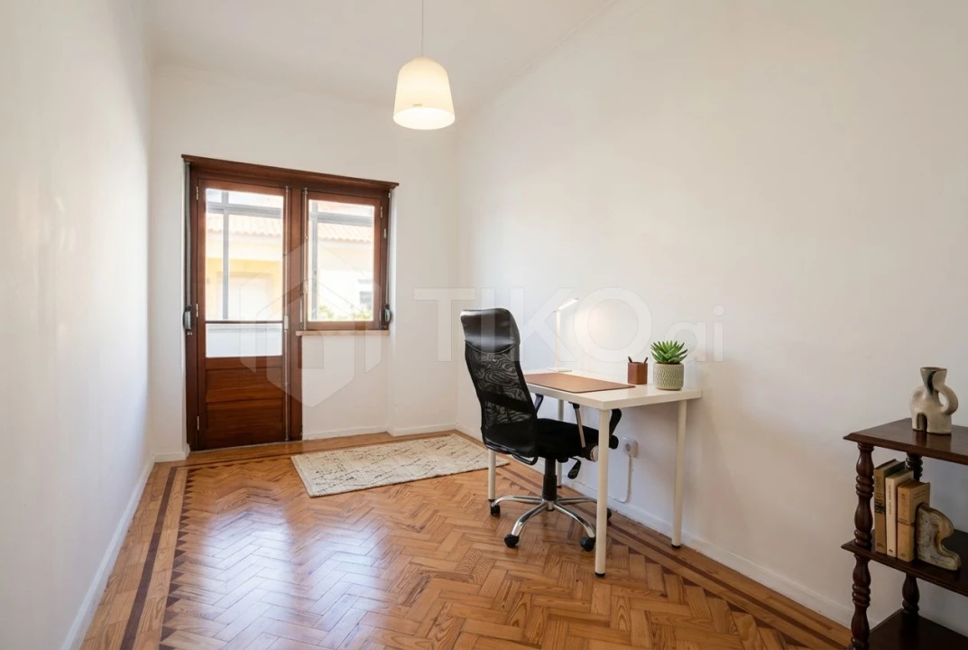 Apartamento T4 para Venda em Laranjeiro e Feijó Foto 18