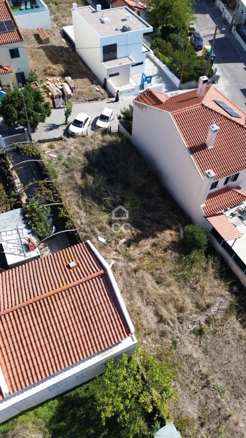 Terreno para Venda em Loures