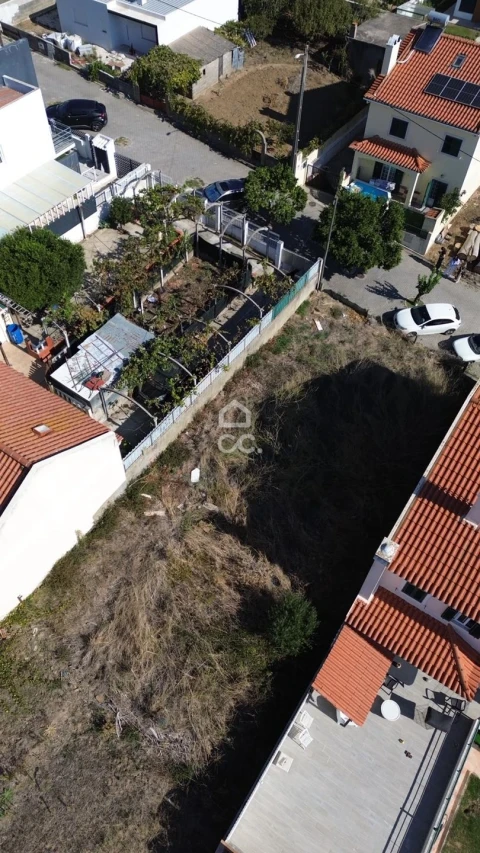 Terreno para Venda em Loures