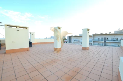Apartamento T2 para Venda em Albufeira e Olhos de Água