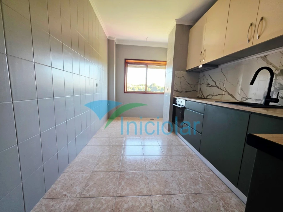 Apartamento T3 para Venda em Rio Tinto Foto 4