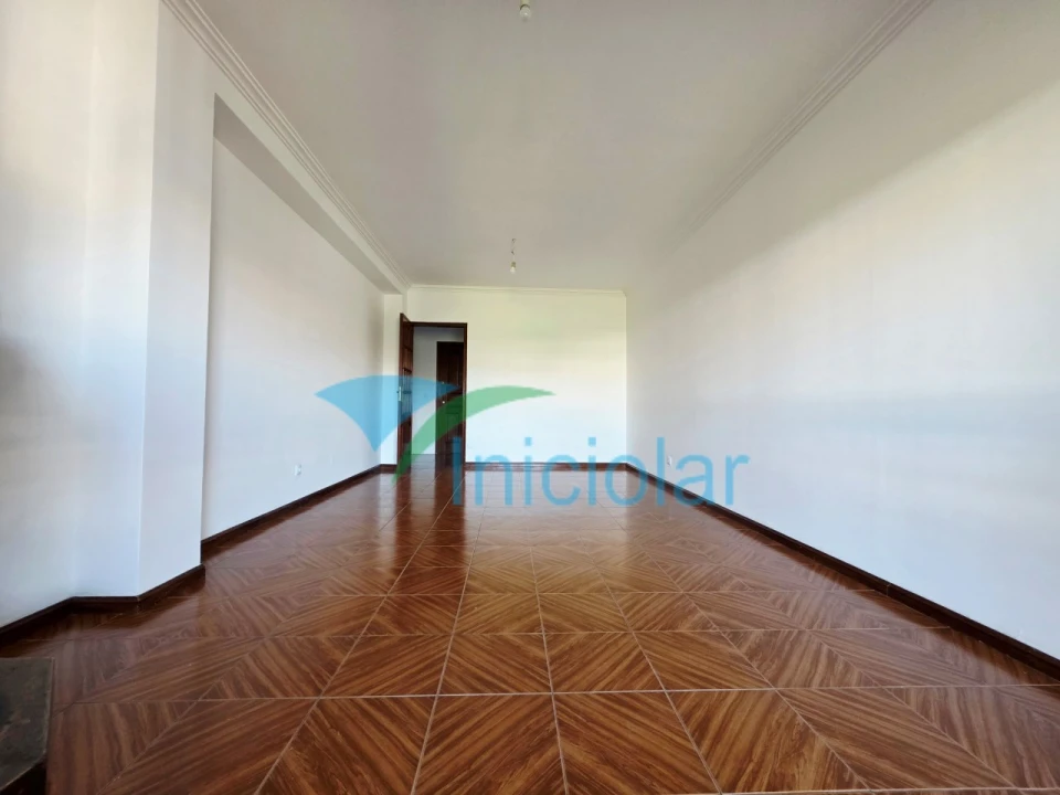 Apartamento T3 para Venda em Rio Tinto Foto 8