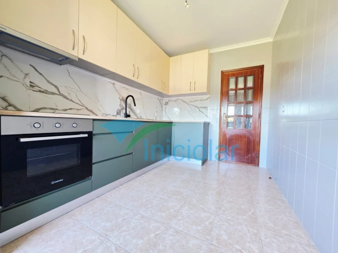 Apartamento T3 para Venda em Rio Tinto Foto 3