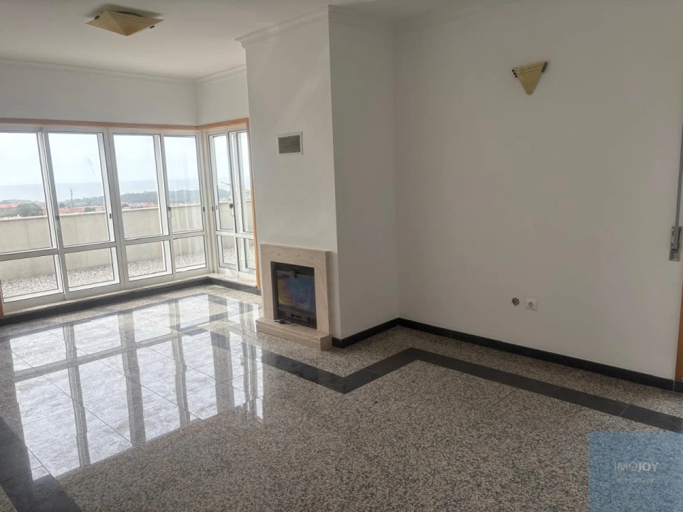 Apartamento T4 para Venda em Mafamude e Vilar do Paraíso Foto 4