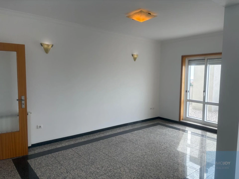 Apartamento T4 para Venda em Mafamude e Vilar do Paraíso Foto 7
