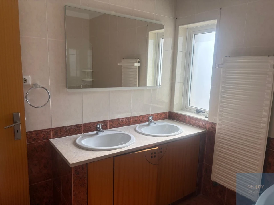 Apartamento T4 para Venda em Mafamude e Vilar do Paraíso Foto 15