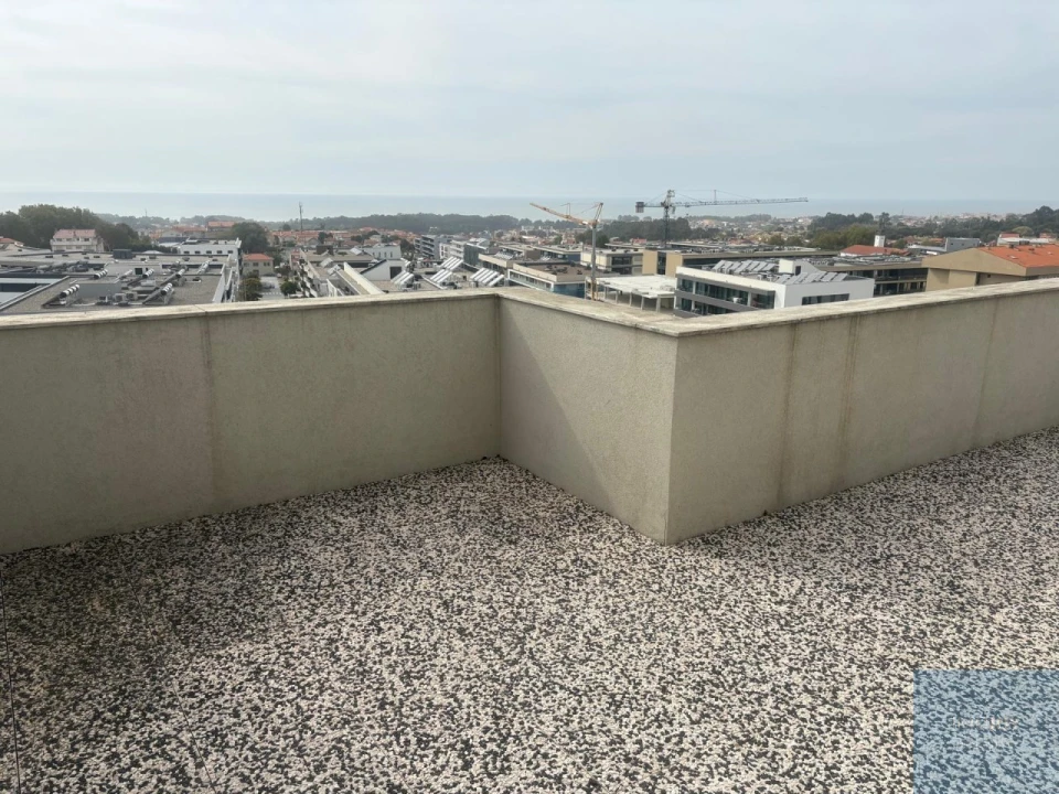 Apartamento T4 para Venda em Mafamude e Vilar do Paraíso Foto 31