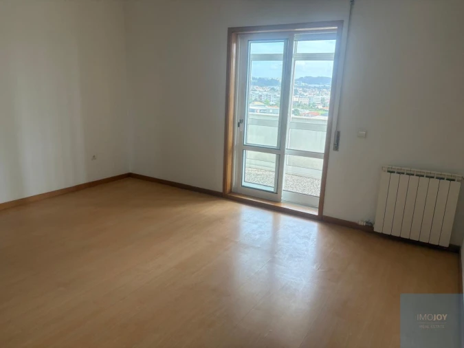 Apartamento T4 para Venda em Mafamude e Vilar do Paraíso Foto 17