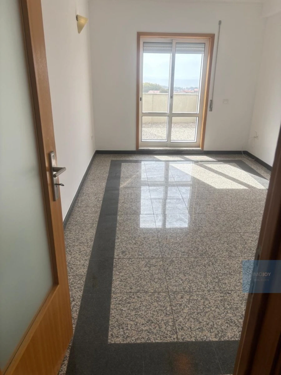 Apartamento T4 para Venda em Mafamude e Vilar do Paraíso Foto 19
