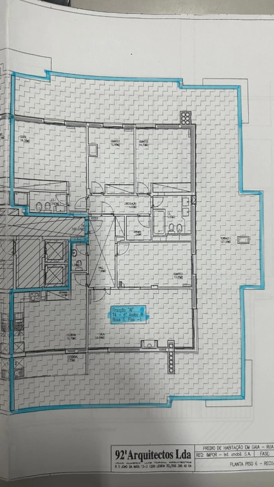 Apartamento T4 para Venda em Mafamude e Vilar do Paraíso Planta 1