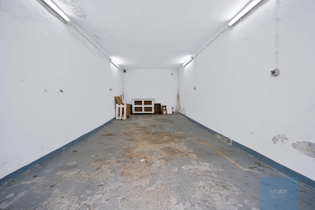 Apartamento T4 para Venda em Alvalade Foto 21