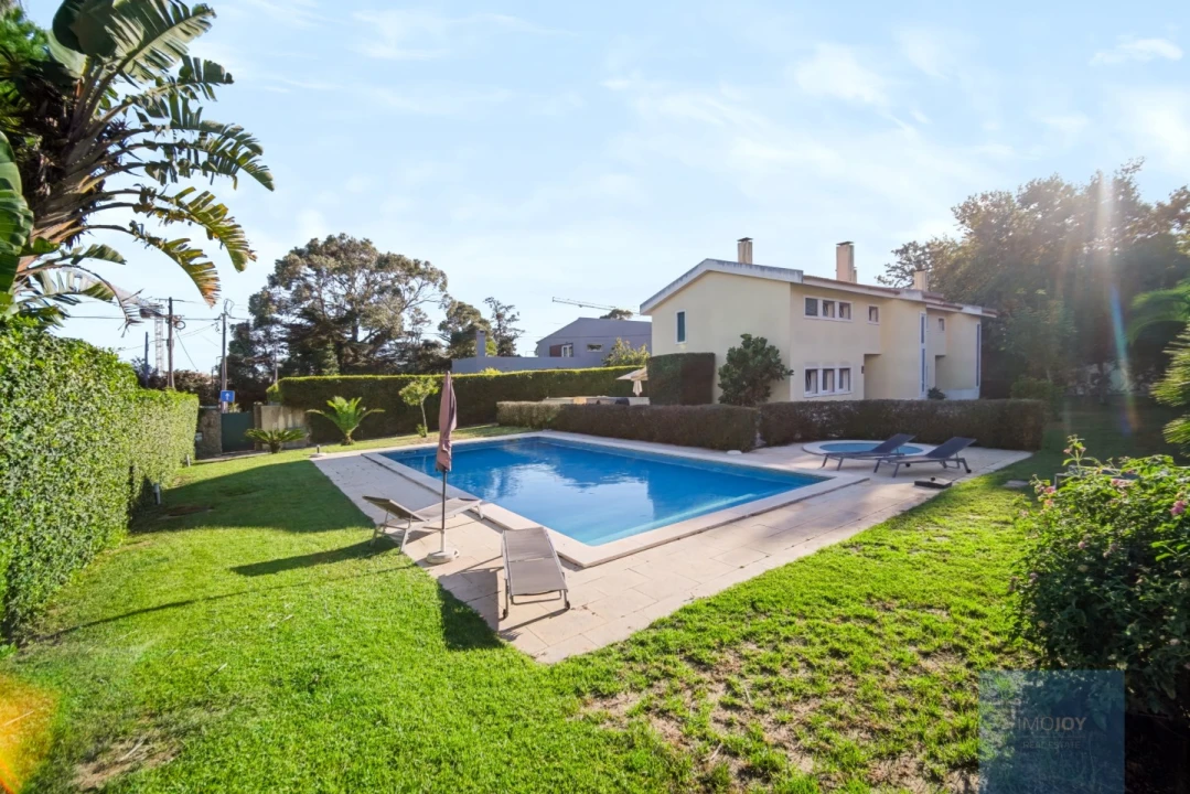 Moradia T2 para Venda em Cascais e Estoril Foto 1