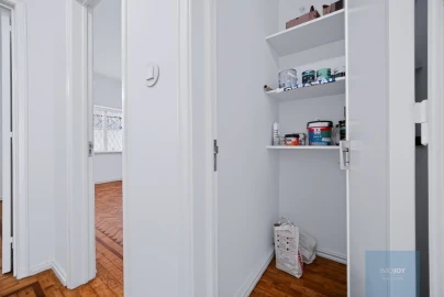Apartamento T2 para Venda em Oeiras e São Julião da Barra, Paço de Arcos e Caxias