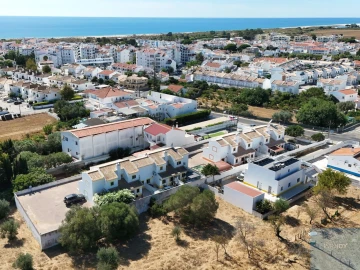 Moradia T3 para Venda em Vila Nova de Cacela