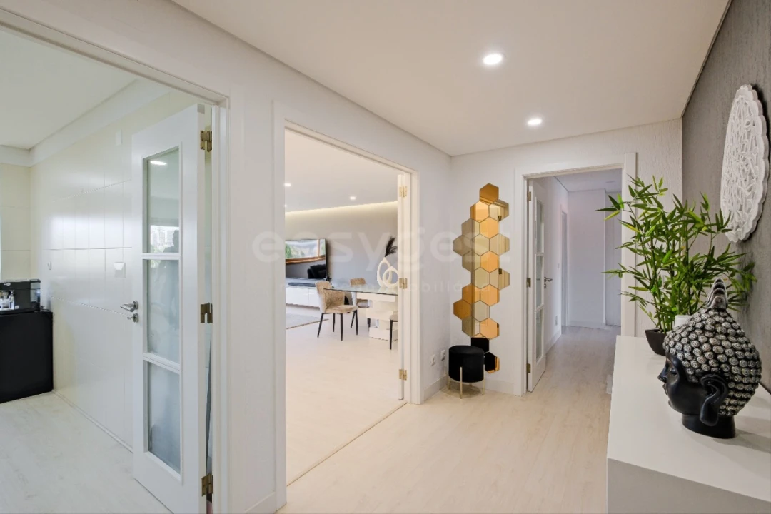 Apartamento T3 para Venda em Odivelas Foto 3