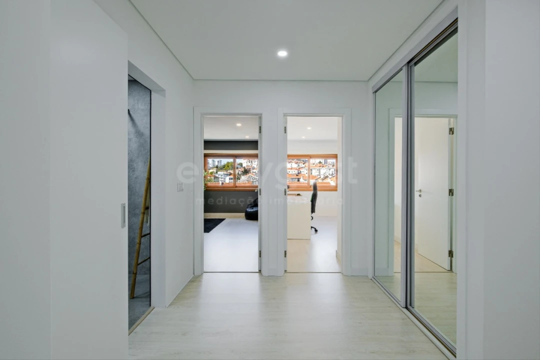 Apartamento T3 para Venda em Odivelas Foto 23