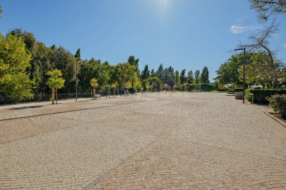 Apartamento T3 para Venda em Odivelas Foto 48