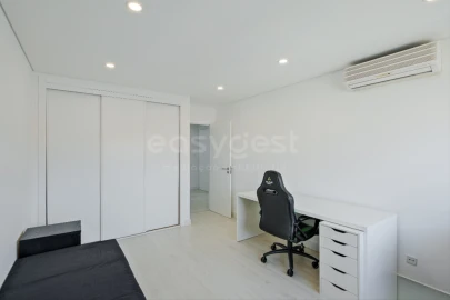 Apartamento T3 para Venda em Odivelas