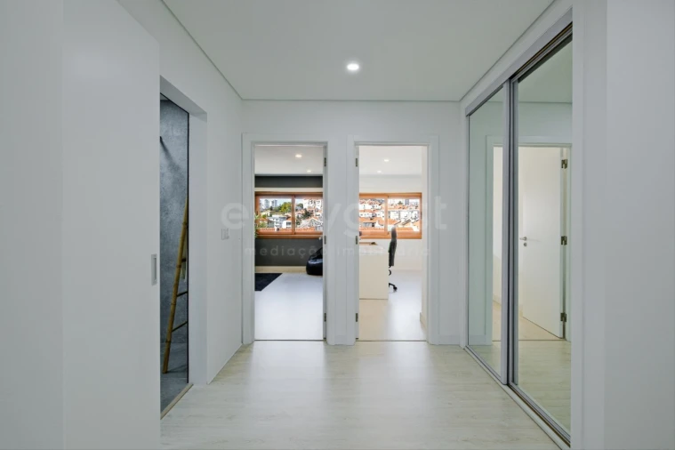 Apartamento T3 para Venda em Odivelas Foto 23