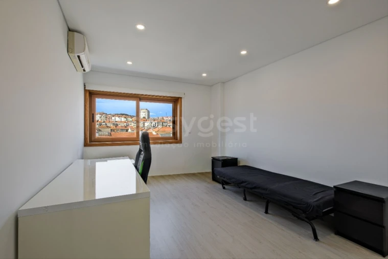 Apartamento T3 para Venda em Odivelas Foto 30